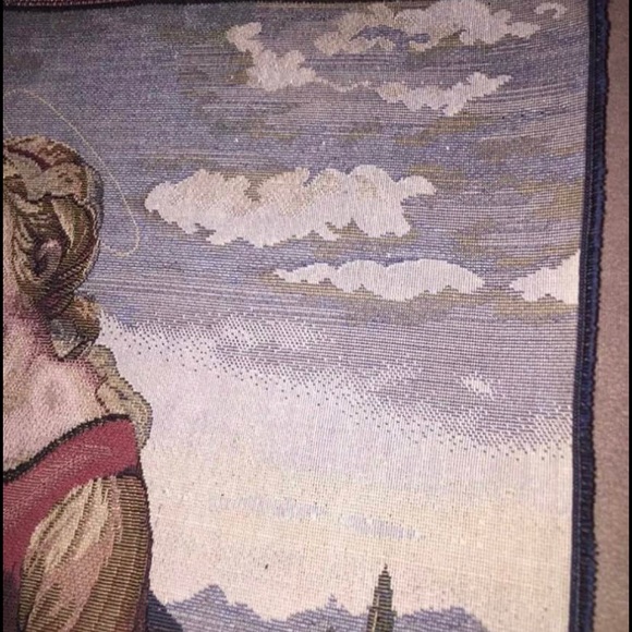 Vintage Madonna tapestry - Picture 3 of 8